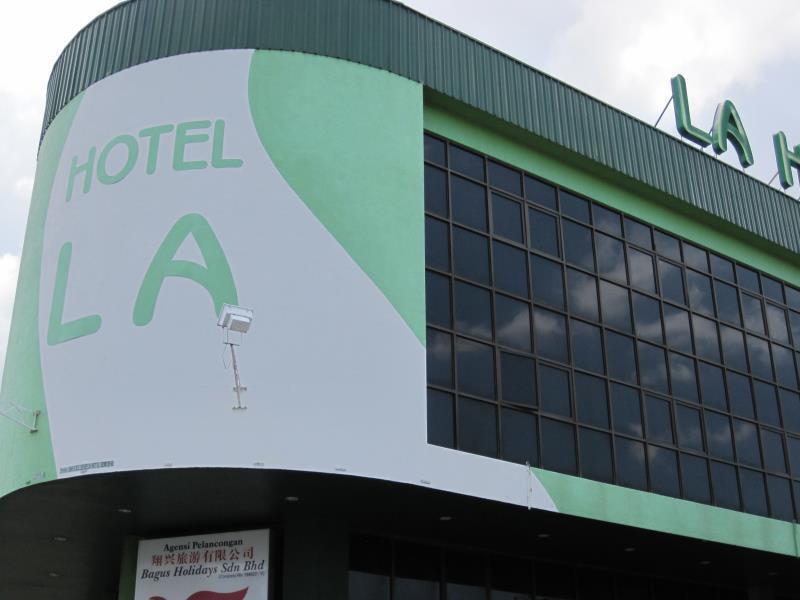 De La Hotel Kuantan Exterior photo
